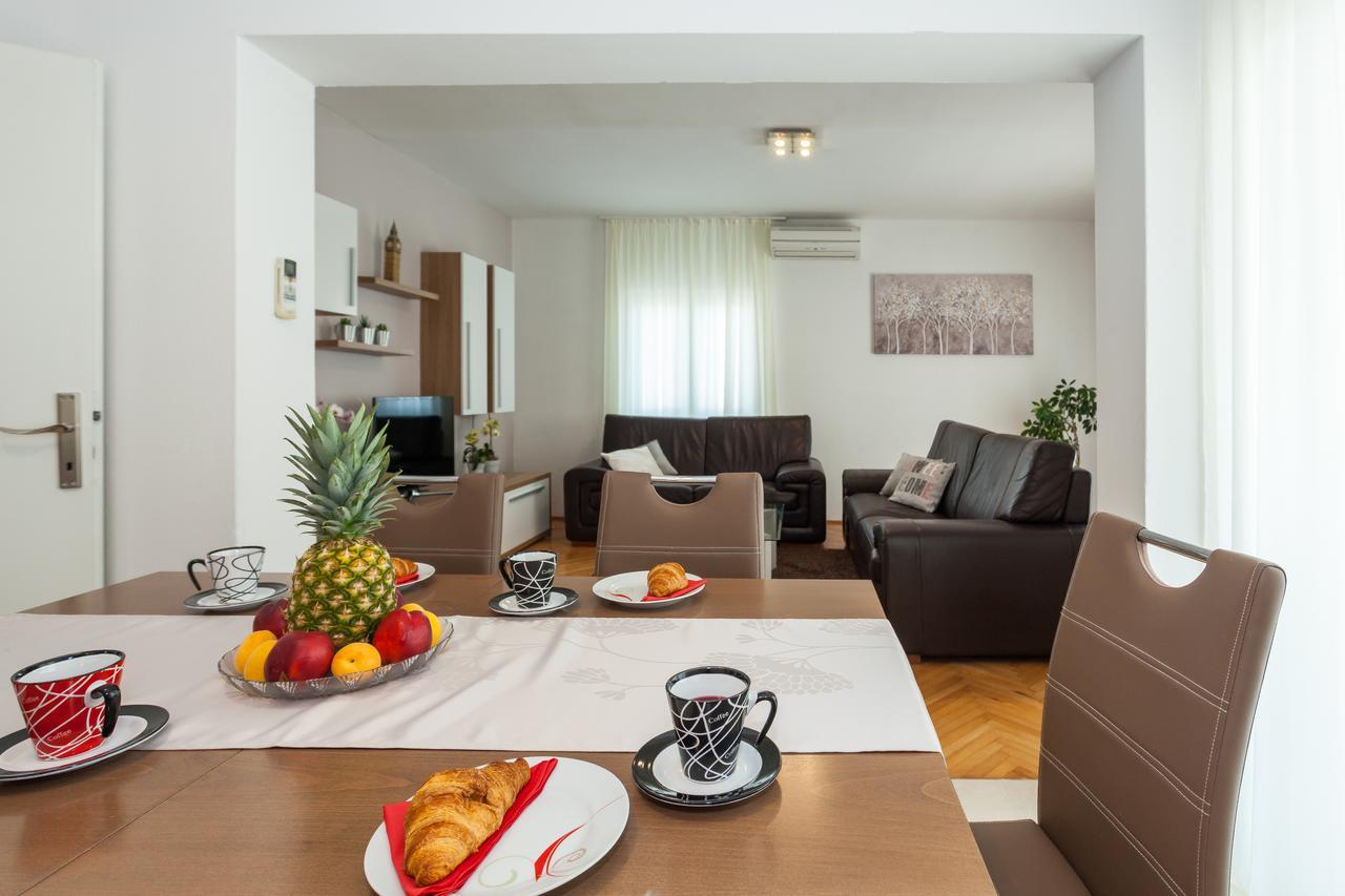 Apartment Klara Біоград-на-Мору Екстер'єр фото