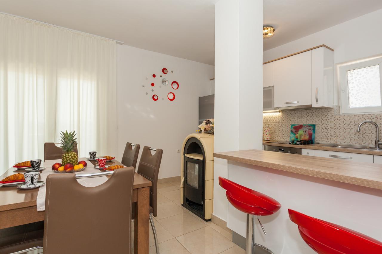 Apartment Klara Біоград-на-Мору Екстер'єр фото
