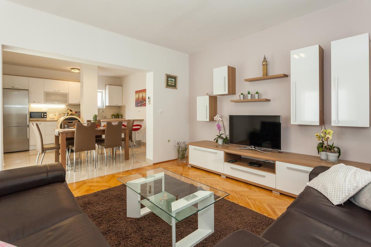 Apartment Klara Біоград-на-Мору Екстер'єр фото